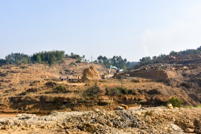 內(nèi)江市副市長(zhǎng)陳朗調(diào)研船石湖運(yùn)動(dòng)特色小鎮(zhèn)