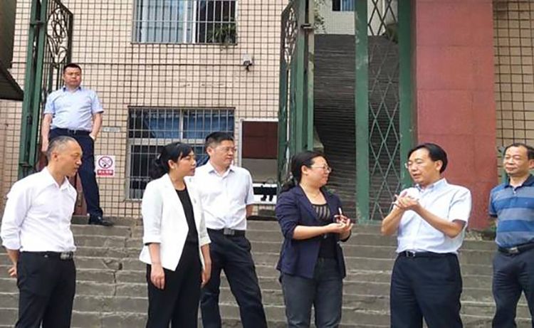 省教育廳張瀾濤副廳長(zhǎng)到競(jìng)力學(xué)校調(diào)研視察工作(圖3)