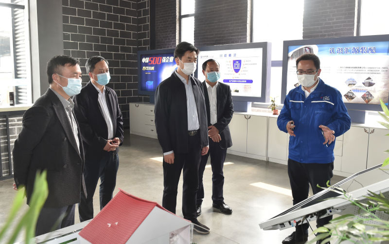 四川省委常委、宣傳部部長甘霖蒞臨川威集團連界基地調(diào)研(圖1)