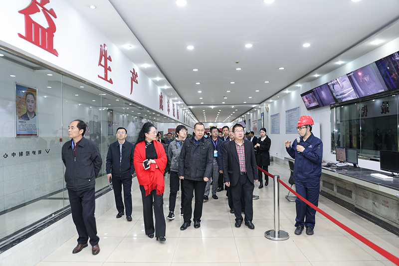 省總工會副主席苗勇率市州調(diào)研組專題調(diào)研川威集團企業(yè)職工之家陣地建設(shè)情況(圖4)