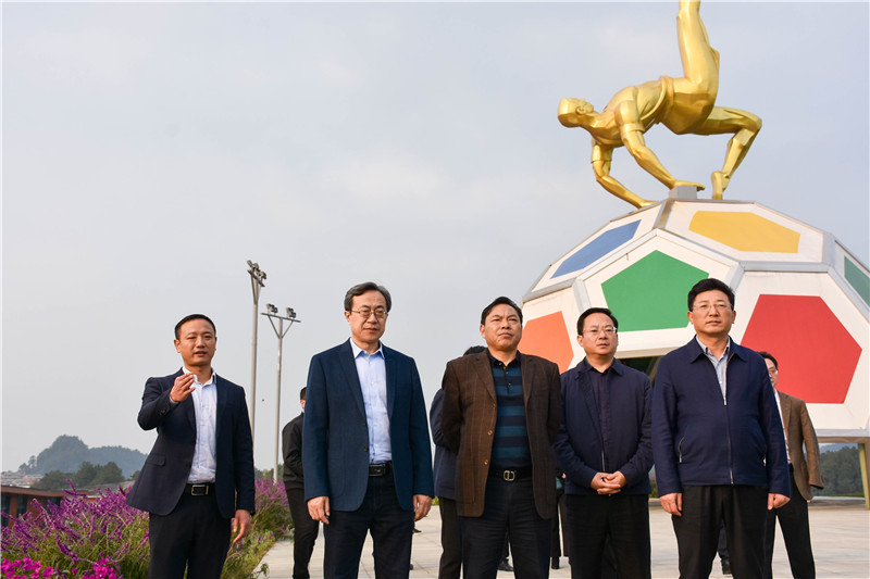 省總工會領導一行到川威連界基地調(diào)研(圖1)