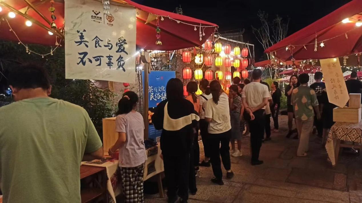 彝族年，迎西馬，大石板古村“火出圈”！(圖5)