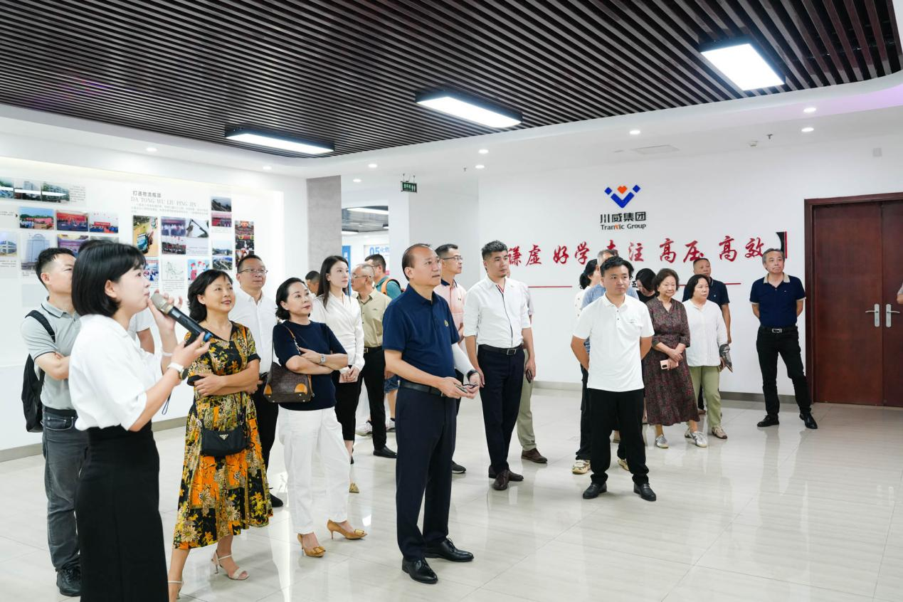 省直工委一行到川威開展組織生活活動(dòng)(圖5) 省直工委一行到川威開展組織生活活動(dòng)(圖5)