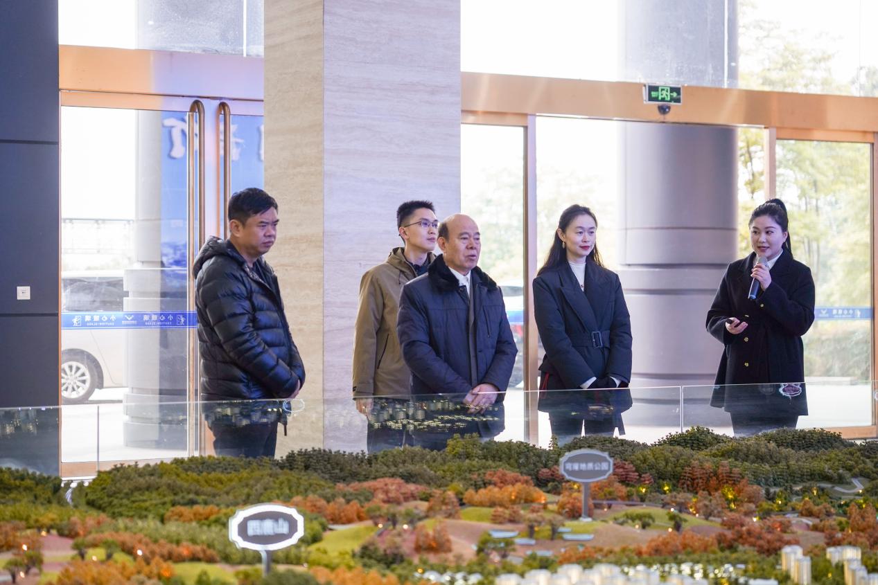 全聯(lián)冶金商會(huì)秘書長到訪川威集團(tuán)