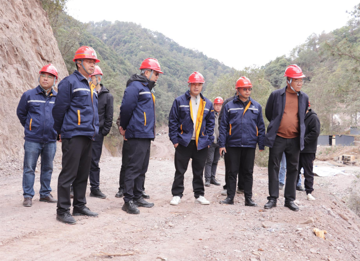 聯(lián)鑫礦業(yè)紅星溝尾礦庫一期工程順利通過專家組現(xiàn)場(chǎng)核查驗(yàn)收
