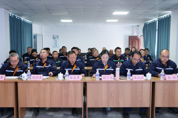 以辯驗學，以評促長 ——聯(lián)鑫礦業(yè)2025年度師帶徒項目答辯圓滿結(jié)束(圖2)