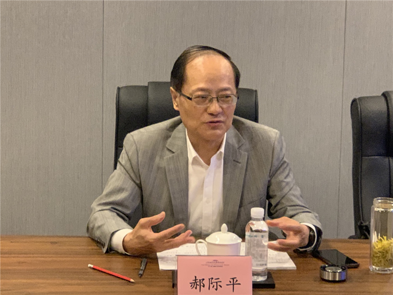 中國建筑金屬結構協(xié)會會長郝際平一行考察川威裝配式建筑(圖3)