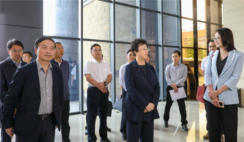 市委書記鄭莉蒞臨川威調(diào)研指導轉(zhuǎn)型發(fā)展工作(圖2)